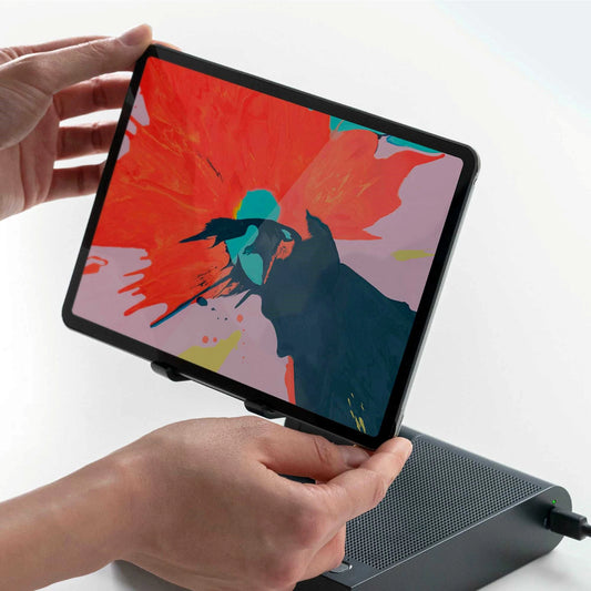 MOMAX Q.Conference Mini 會議喇叭連無線充電 #bS2D