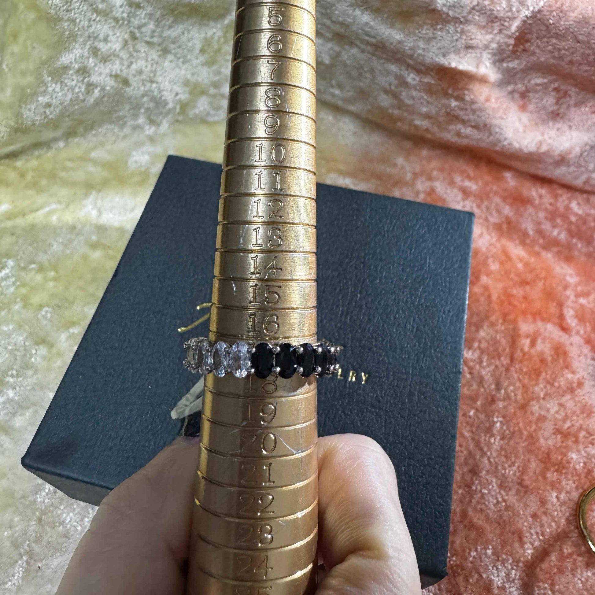 施華洛水晶排鑽戒（合金） 港碼17